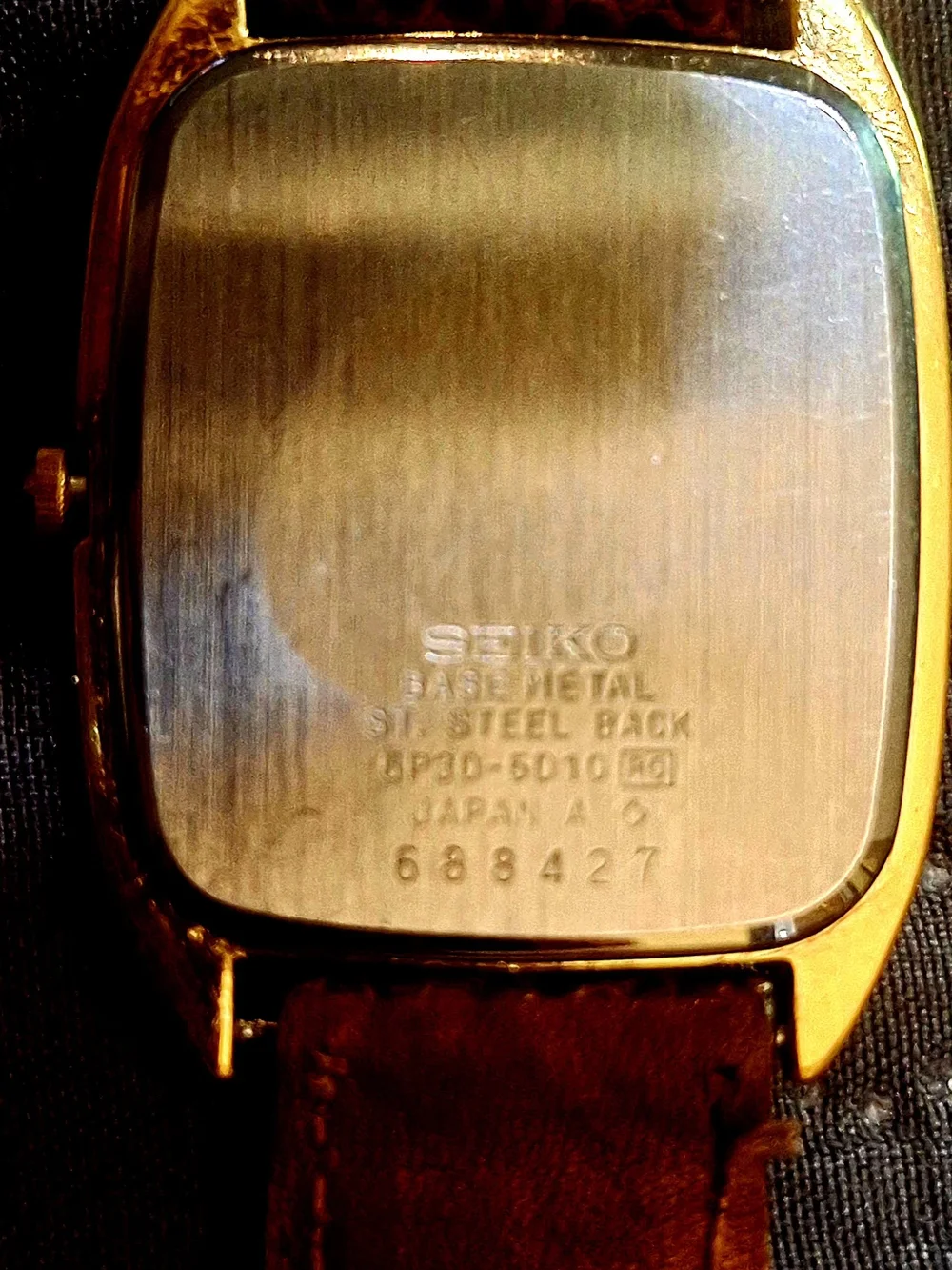 1986 Seiko 5P30 Quartz Watch-Roman Numeral Dial, New Battery, Lizard Grain Band
